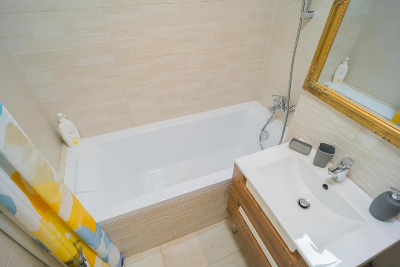 Appartamento Cozy & Spacious 2br With Netflix *