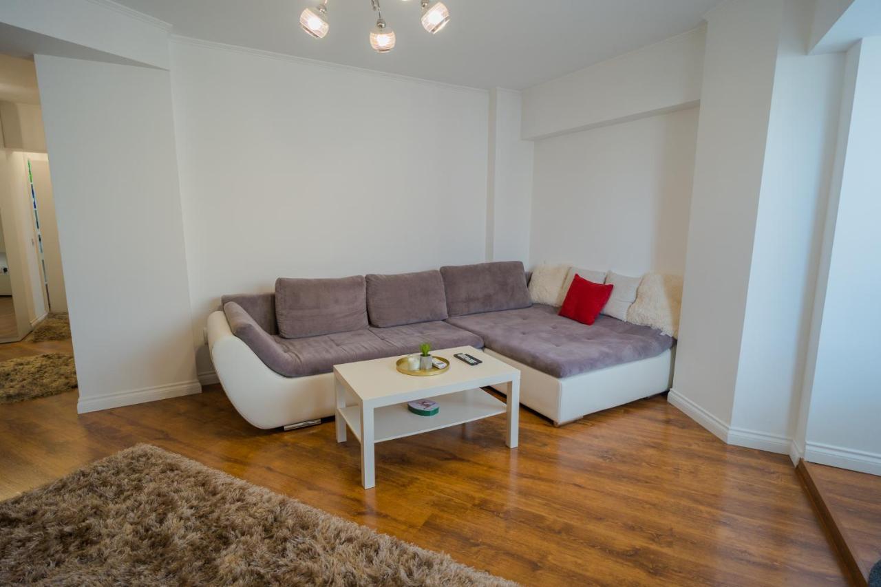 Appartamento Cozy & Spacious 2br With Netflix Bucarest