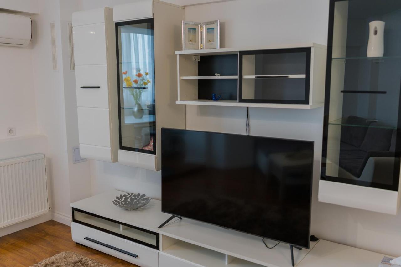 Cozy & Spacious 2br With Netflix * Bucarest
